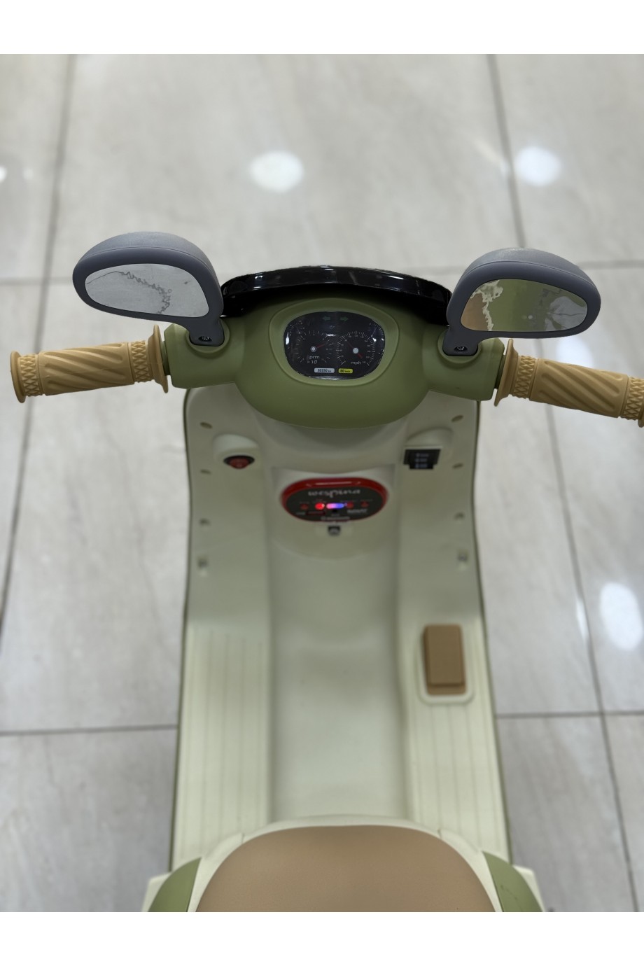 VESPİNA AKÜLÜ MOTOR 0-4 YAŞ VESPİNA AKÜLÜ MOTOR 0-4 YAŞ