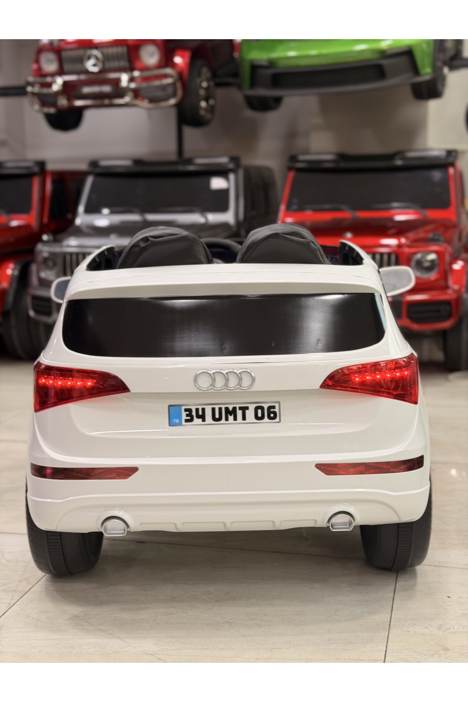 AUDİ SUV BEYAZ 12V 0-6 YAŞ